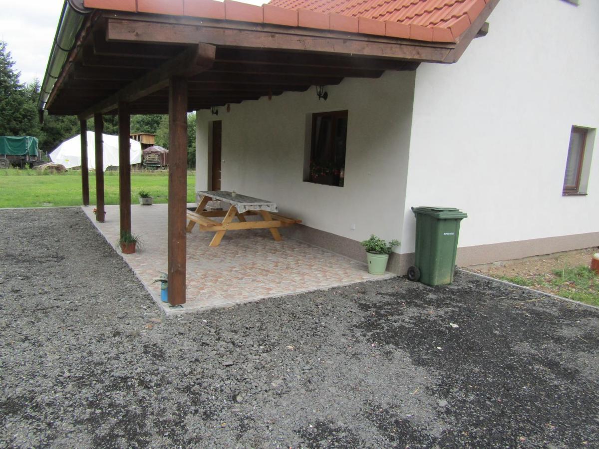 Rekreacni Dum Levandule Jince Exterior foto
